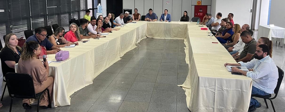 Interventor e futuro secretário de Saúde de Goiânia reúnem-se com diretores de unidades e Distritos Sanitários