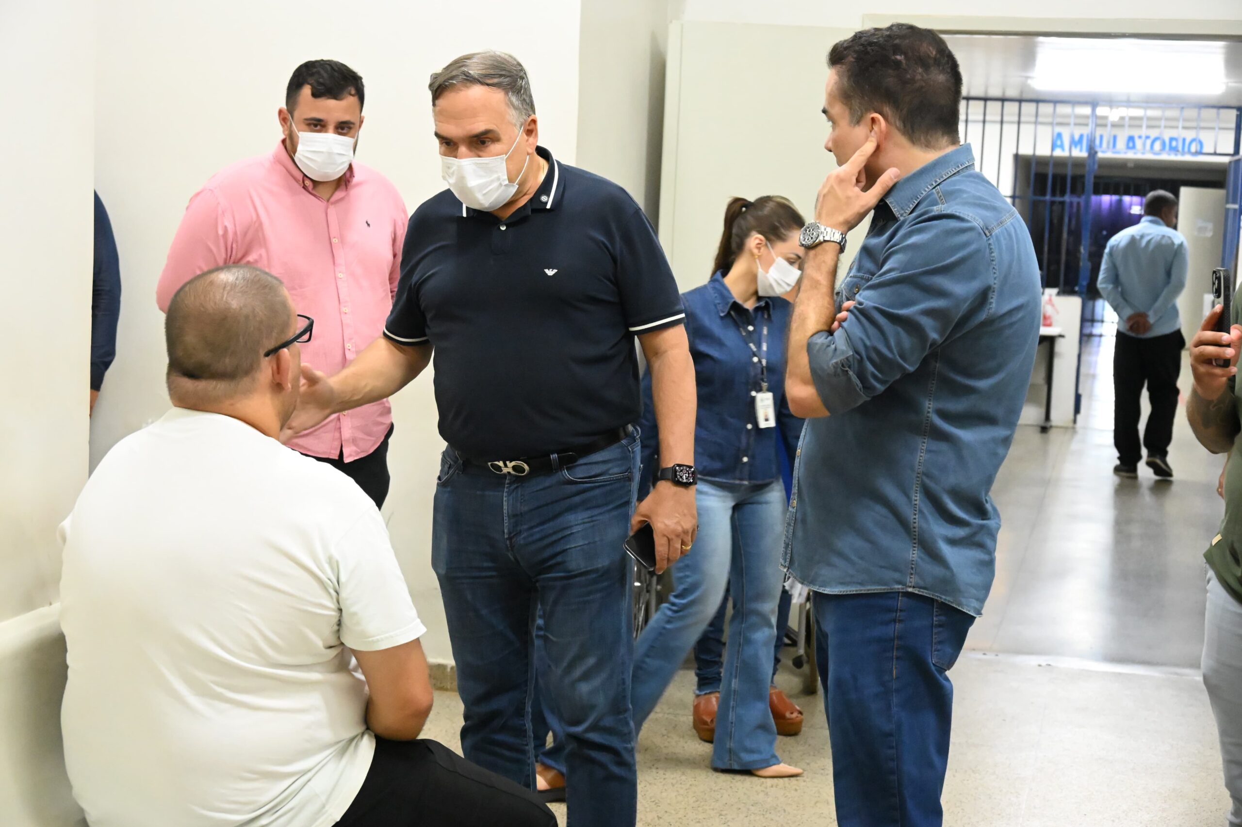 Mabel vistoria unidades de saúde de Goiânia para avaliar estrutura e atendimento prestado à população