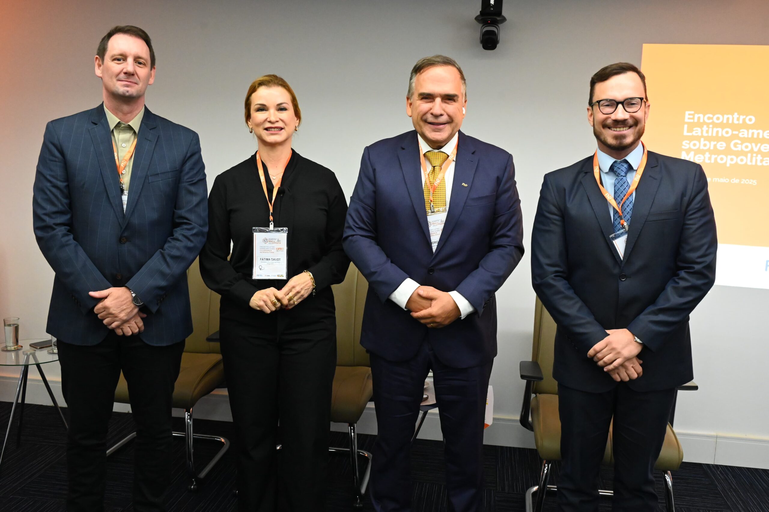 Mabel Destaca Novidades do Novo Plano de Mobilidade em Brasília Durante Encontro sobre Governança Metropolitana.