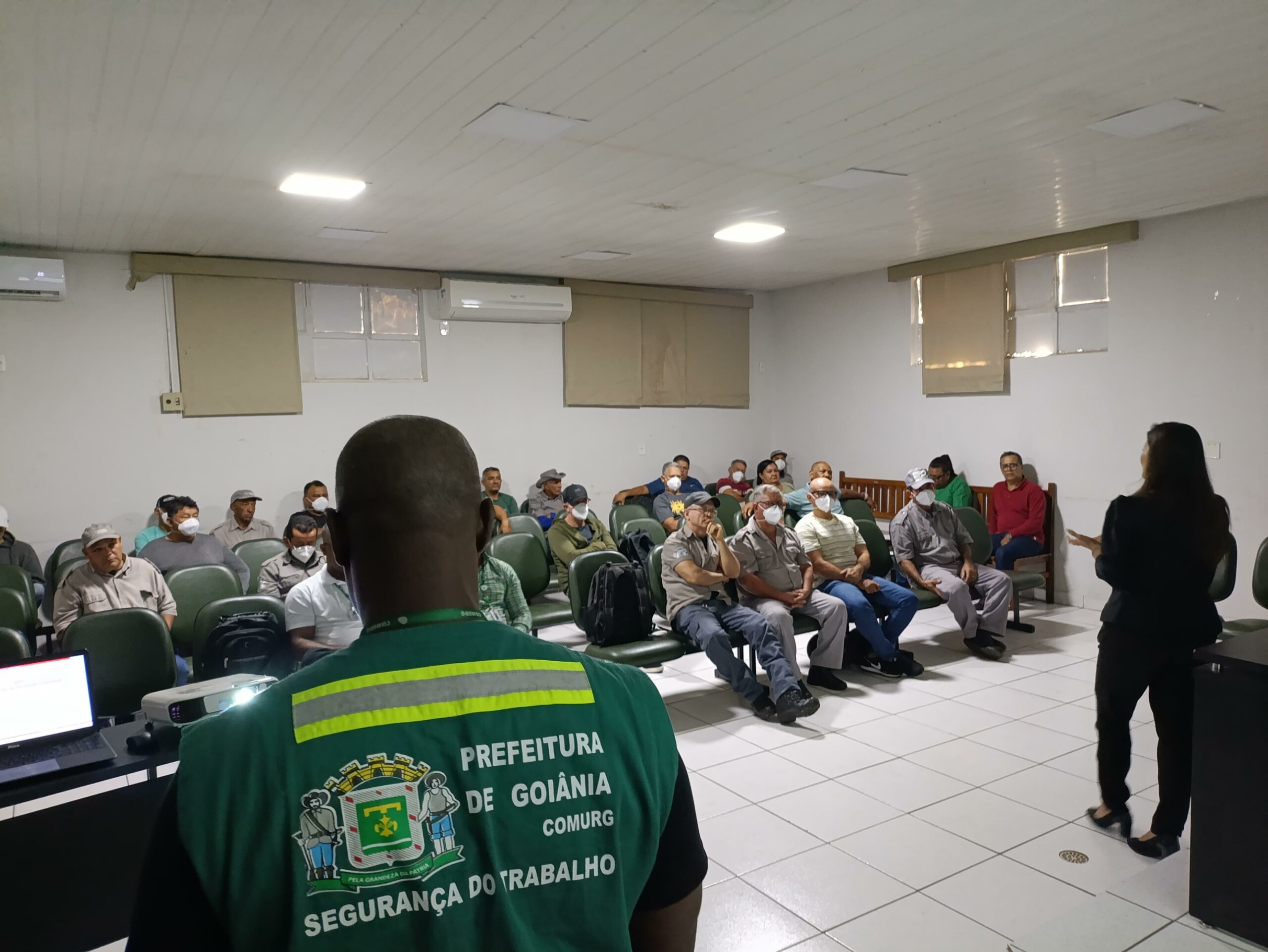 Comurg promove palestras sobre prevenção de acidentes no trabalho