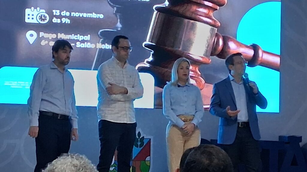 Goiânia promove reunião técnica para implantar lei que garante empregos a pessoas em situação de rua Goiânia promove reunião técnica para implantar lei que garante empregos a pessoas em situação de rua