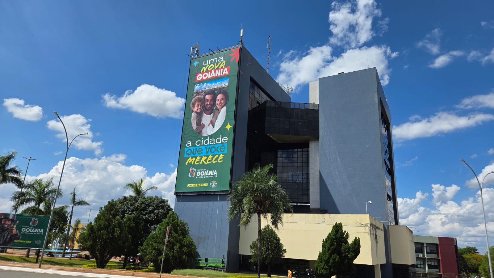 Prefeitura de Goiânia lança programa para dobrar médicos e ampliar serviços de saúde na cidade