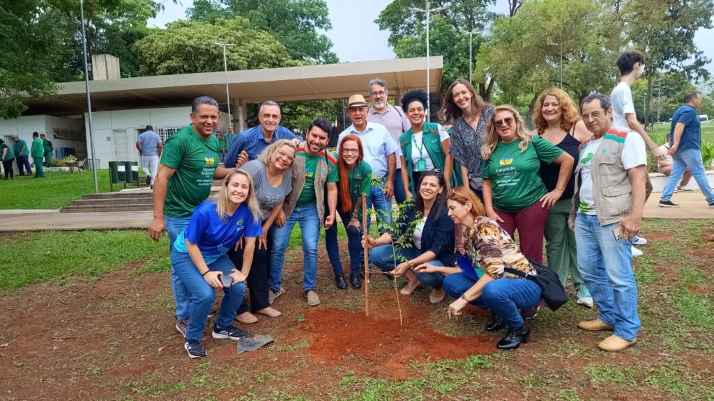 Virada Ambiental 2025 inicia corredor verde entre Goiânia e Aparecida com plantio de mil mudas nativas