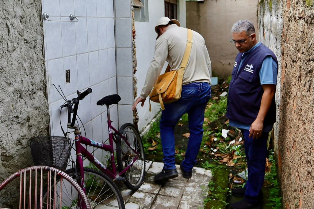 Força-tarefa em Goiânia vistoria 9 mil imóveis no Parque Amazônia para combate à dengue Força-tarefa em Goiânia vistoria 9 mil imóveis no Parque Amazônia para combate à dengue