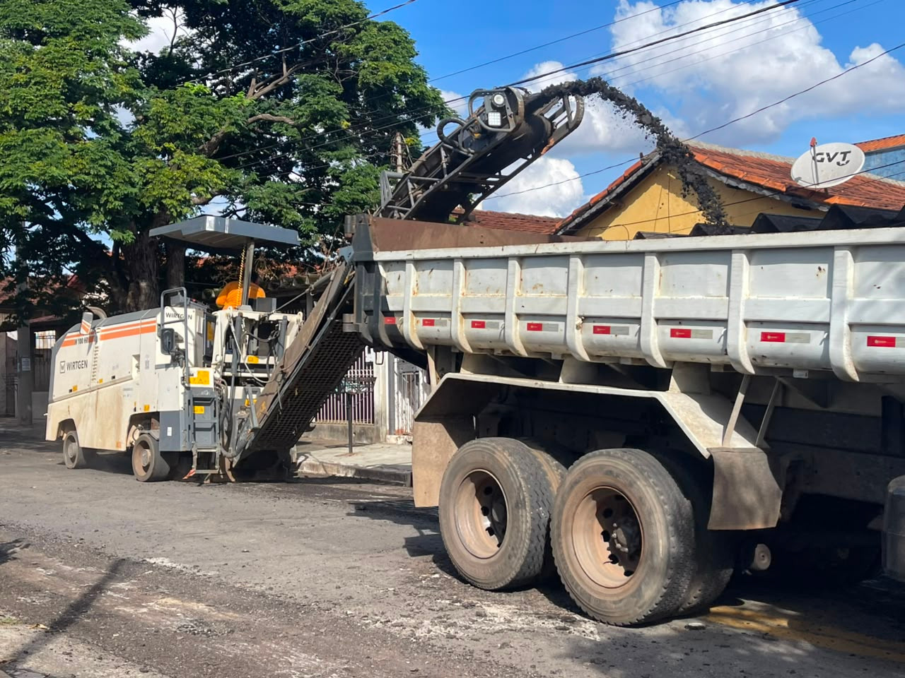 Goiânia inicia recapeamento de 13 ruas em Campinas com investimento de R$ 1,2 milhão